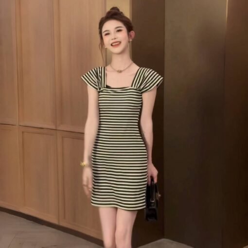 Vapetix One size fits all-One size fits all  French Style Lazy Style Flying Sleeve Striped dress Women's 2025 Summer Short Slim-fit Slimming Arm - 图片 3