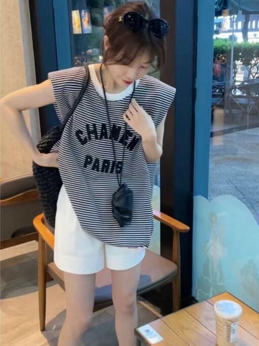 Vapetix One size fits all-One size fits all  Striped Thin Ice Silk Knitted Sweater Women's New Summer Loose Knitted Vest Sleeveless Top Women's - 图片 5