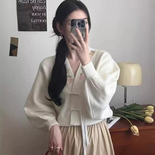 Fall Winter Coat Short Slimming V-neck Vintage Sweater Cardigan For Women - Image 2
