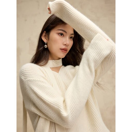 Halter Ribbon Raccoon Velvet V-neck Sweater - Image 2