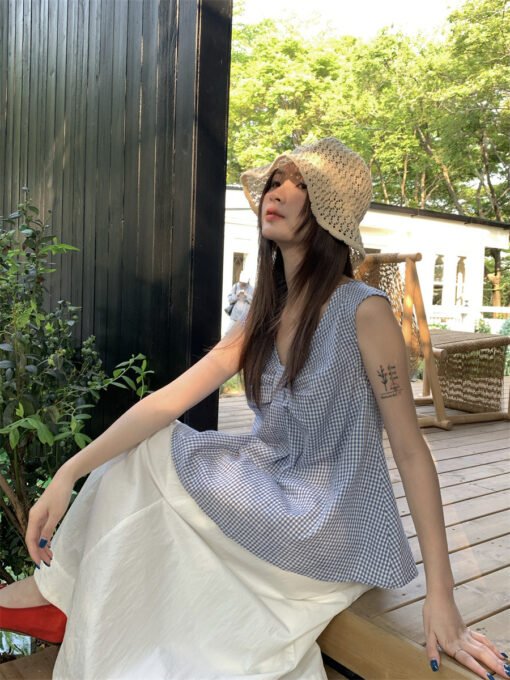 Vapetix One size fits all-One size fits all  2025 Summer French Style Fresh Girly Kink Design V-Neck Plaid Sleeveless Shirt Doll Top for Women