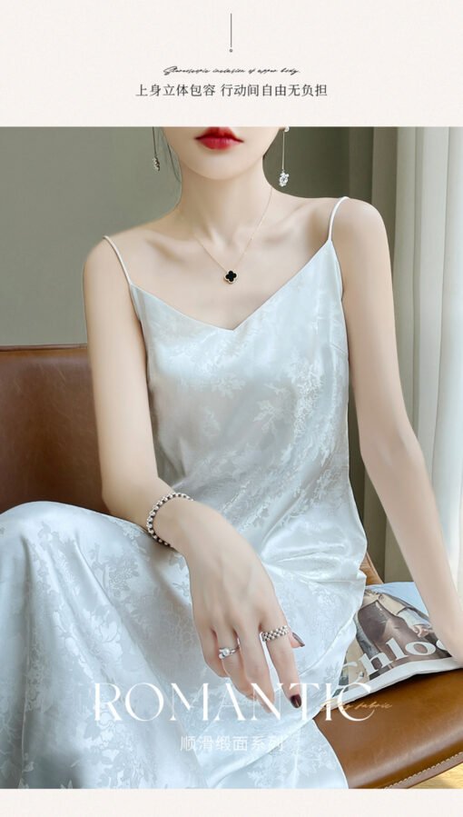 Vapetix S-XXL  French Satin Silk Sling dress Women's V-neck Acetate Jacquard Dress for Spring and Summer Slim Look - 图片 6
