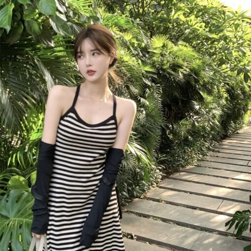 Vapetix One size fits all-One size fits all  V-Neck Striped Sling Knitted Sleeveless dress Women's 2025 Summer New Korean Style All-match Slimmi - 图片 5