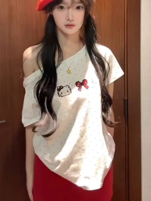 Vapetix S-L  Off-shoulder polka dot short-sleeved T-shirt for women in summer kitty embroidery off-shoulder desi - Kuva 5