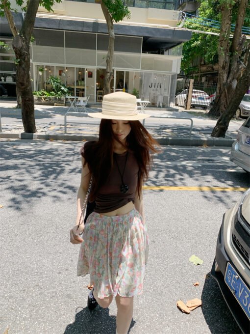 Vapetix Free Size-Free Size  Photographed Korean-style retro slimming T-shirt and pleated floral half-body skirt set