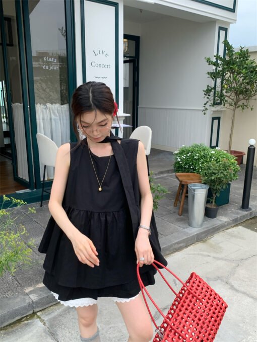 Vapetix Free Size-Free Size  Photographed Korean-style sleeveless bubble top with neck tie and wash straight-leg jeans set