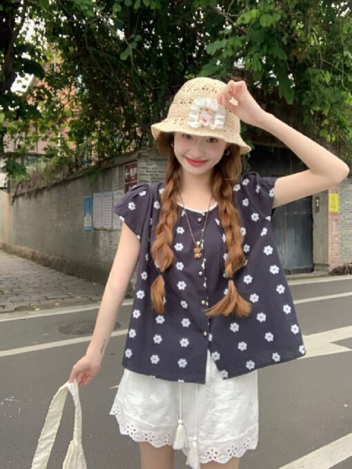 Vapetix Free Size-Free Size  Photographed Korean-style sweet youthful round-neck lace blouse women design sense floral short-sle - Kuva 2
