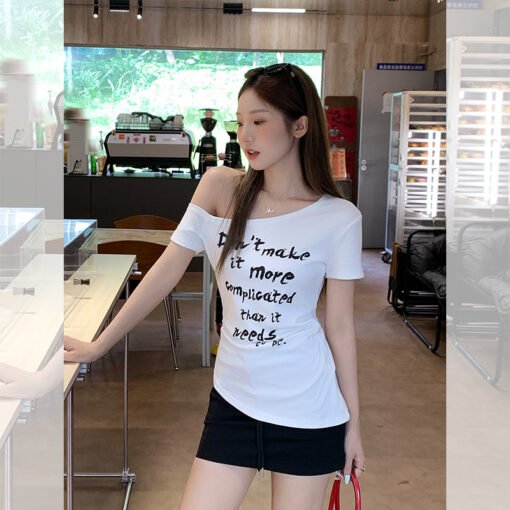 Vapetix S-L  Photographed 2025 Summer Sloping Shoulder Hot Girl T-shirt with a sense of elegance, niche and irre