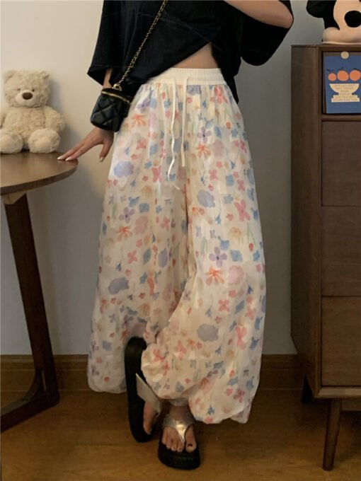Vapetix Free Size-Free Size  Photographed fashion magazine style blooming petal skirt, petite A-line semi-skirt pants, high-wais - Afbeelding 3