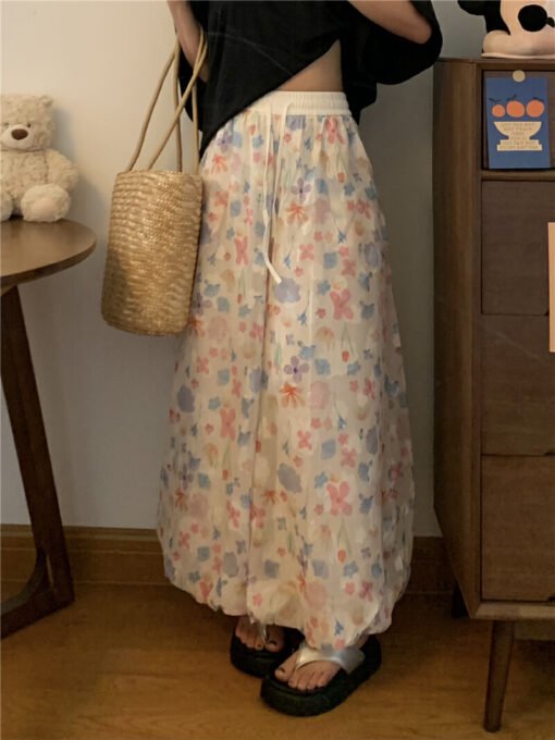 Vapetix Free Size-Free Size  Photographed fashion magazine style blooming petal skirt, petite A-line semi-skirt pants, high-wais - Afbeelding 4