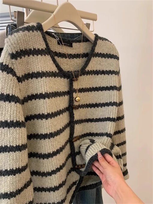 Vapetix S-L  Guangzhou Thirteen Lines European Retro Striped Sweater Coat Women's Autumn and Winter Lazy Style C