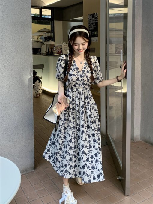 Vapetix Universal code-Universal code  Summer floral dress for women mid-length V-neck retro puff sleeves high waist slim casual vacation - Pilt 6