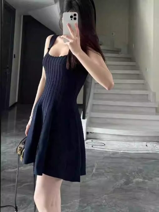 Vapetix One size fits all-One size fits all  French Navy Blue Knitted dress Women's Summer 2025 Slimming High-end Skirt for Small Women - 图片 2