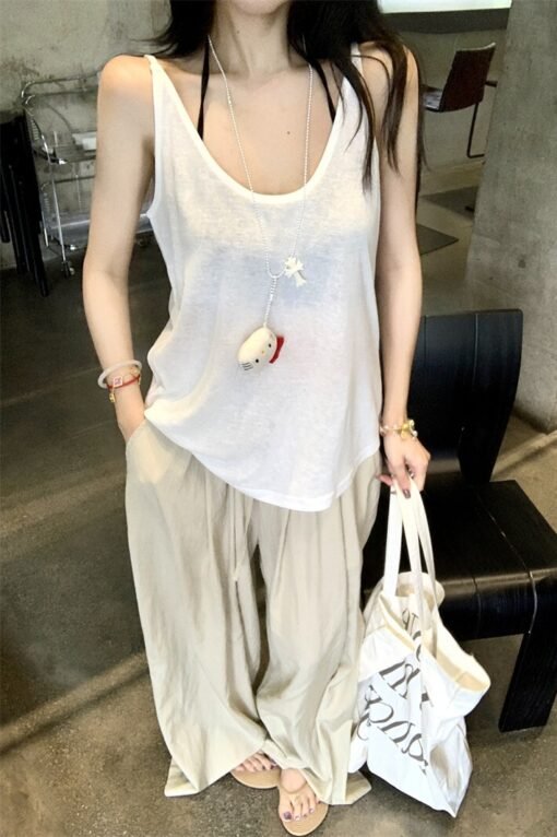 Vapetix Free Size-Free Size  Live shot~Loose sleeveless top worn outside + V-neck strap with cushioned back + Draped casual stra - Afbeelding 6