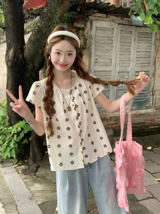 Vapetix Free Size-Free Size  Photographed Korean-style sweet youthful round-neck lace blouse women design sense floral short-sle - Kuva 4
