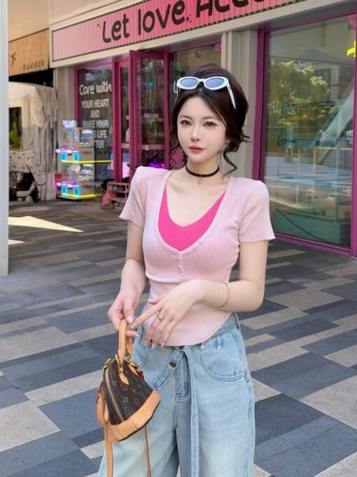 Vapetix Free Size-Free Size  Women's Short Sleeve Summer 2025 New Collarless V-Neck Knit Top with Contrast Color Splicing, Slimm – Bild 9