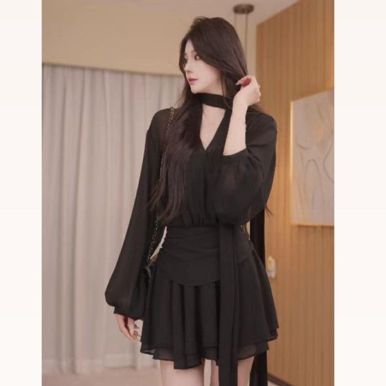 Vapetix S-2XL V-neck black women's summer 2025 new retro short pleated tie-dye chiffon dress with design sense, b