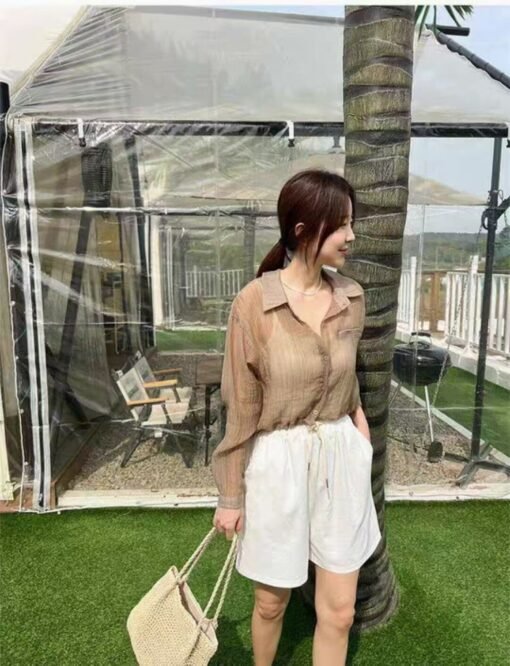Vapetix Free Size-Free Size  Korean chic summer chiffon blouse with single button drawstring waist-cinch short sleeve sun protec – Bild 3