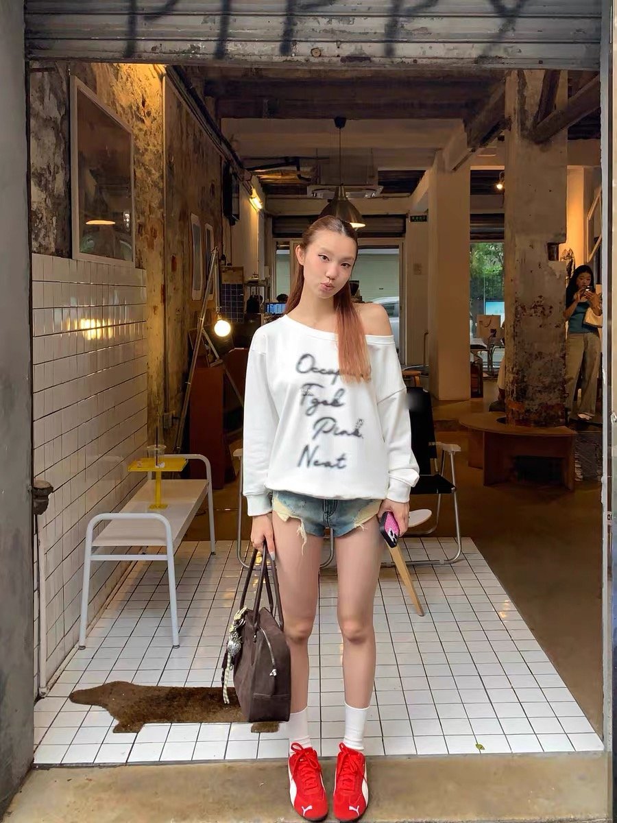 Vapetix M-2XL High-quality Mamba Cotton 300g Vintage American Print Asymmetrical Shoulder Hoodie for Women - Loos – Bild 4