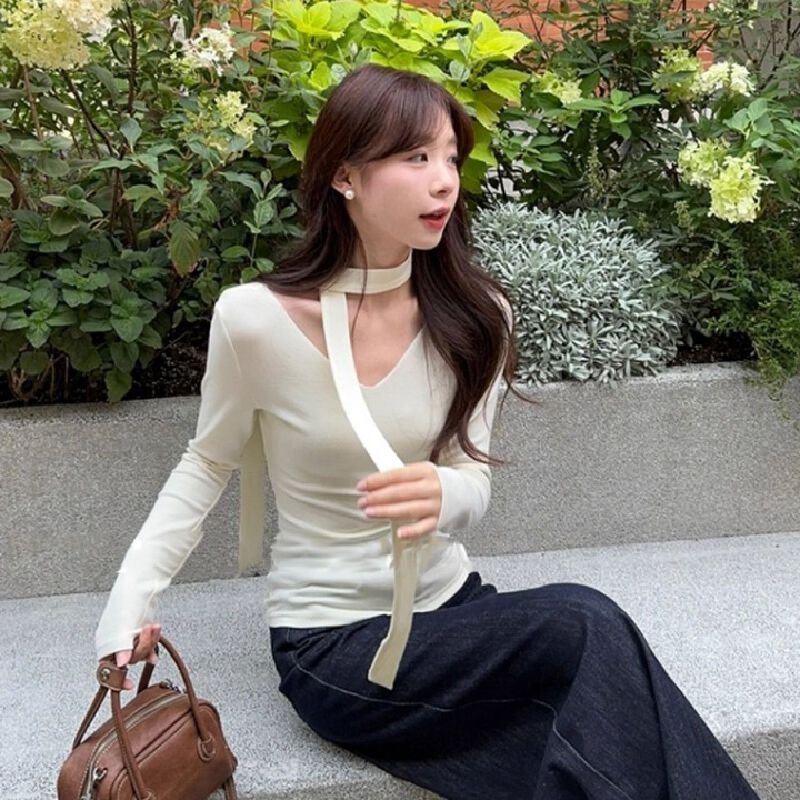 Vapetix S-XL Original fabric with necktie-style detail: minimalist, elegant, slim-fit, versatile T-shirt with a – Bild 3