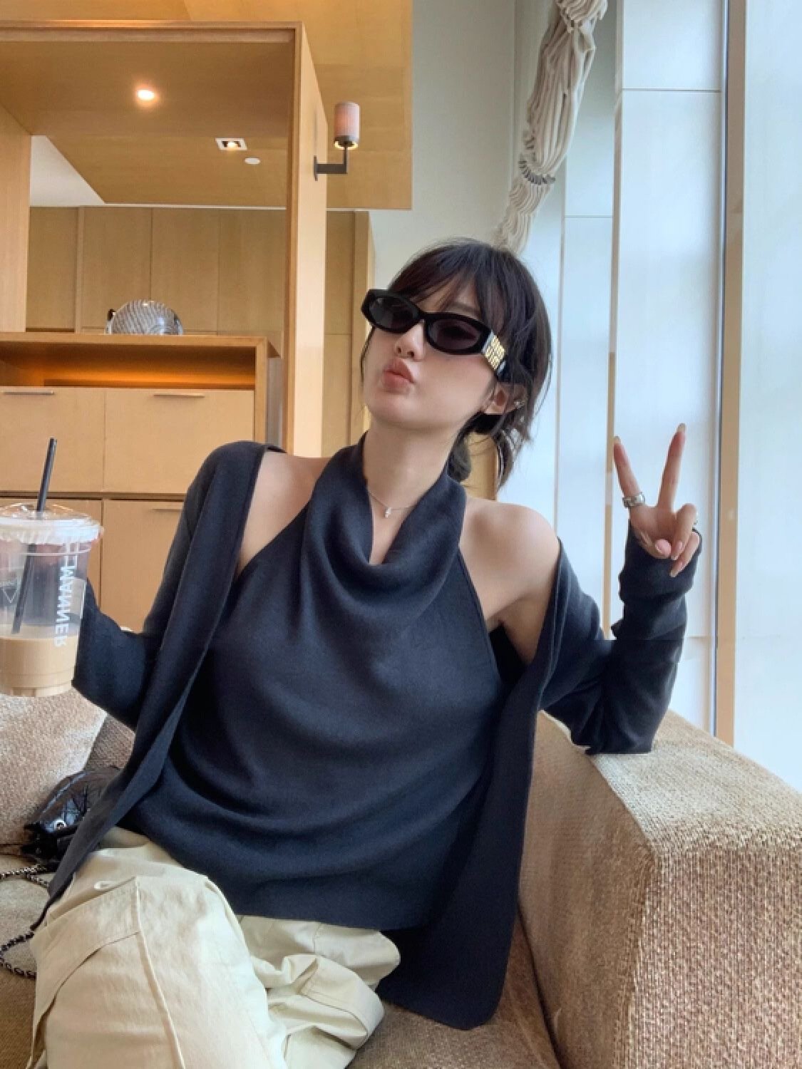 Vapetix Free Size-Free Size Sensual & Elegant Design: Fake Two-Piece Long-Sleeve T-Shirt for Women—Slimming, Fall/Winter New Ar – Bild 3