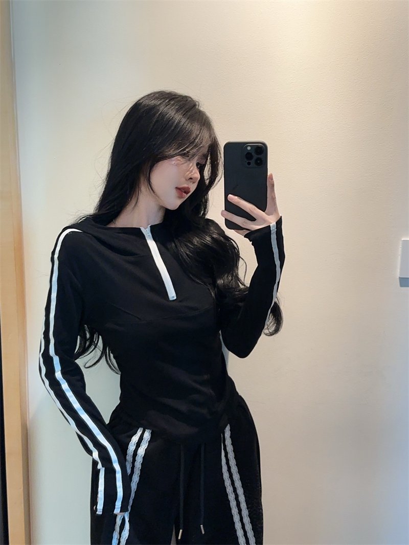 Vapetix Free Size-Free Size Photographed~ 2025 Autumn New Hot Girl Design Sensory Hooded Long Sleeve T-Shirt Women Slim Fit Zip – Bild 6