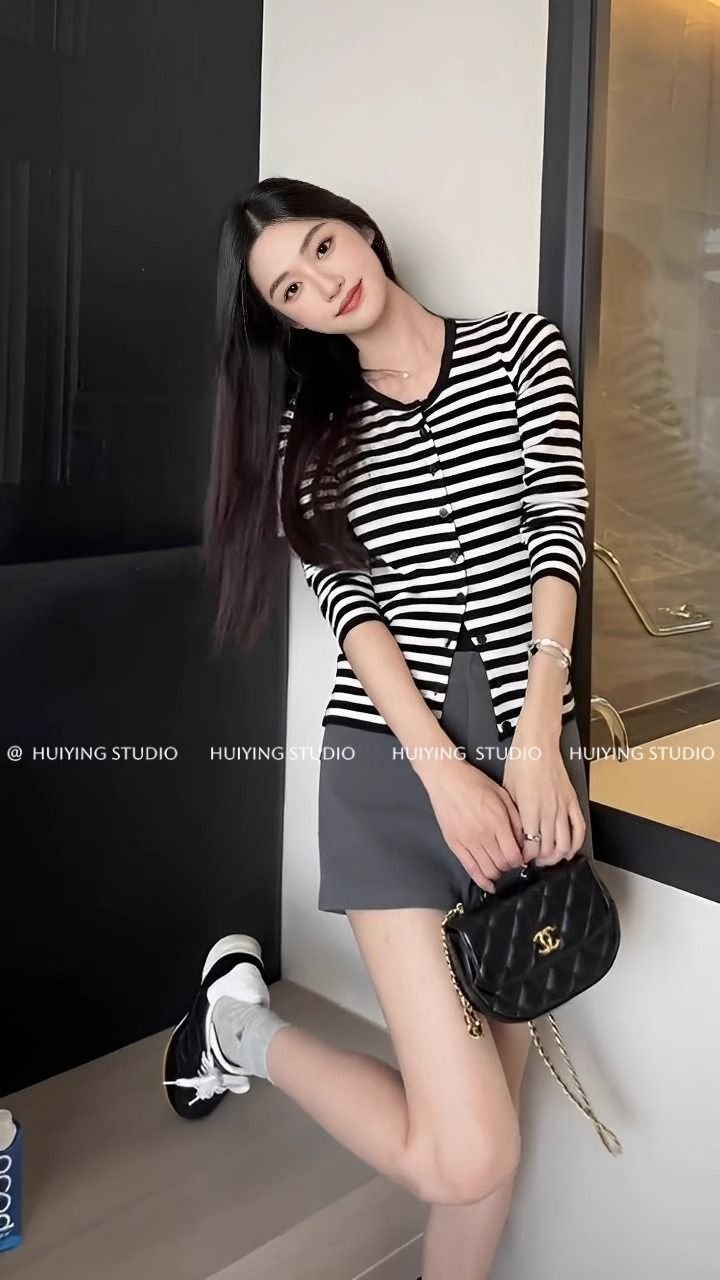 Vapetix Free Size-Free Size Stylish Black and White Striped Long-Sleeve Top for Women - Autumn New Design, Unique and Sophistic – Bild 6