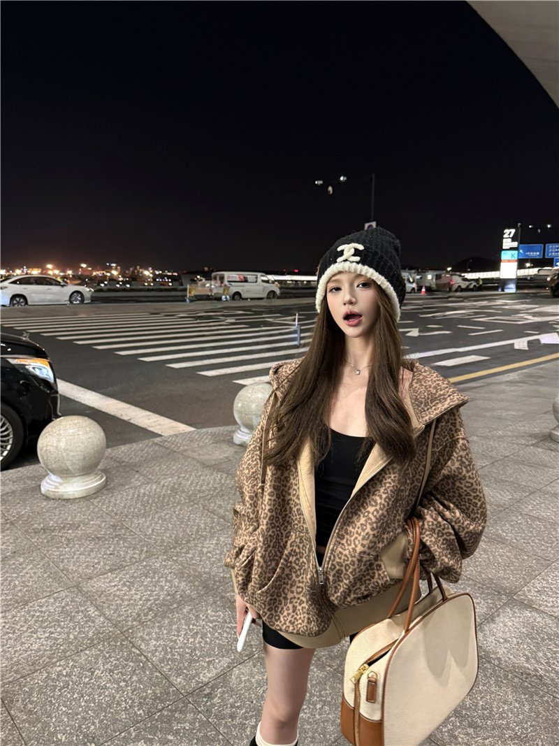 Vapetix S-L Women's Cap Sleeve Leopard Print Puffer Jacket – Bild 8