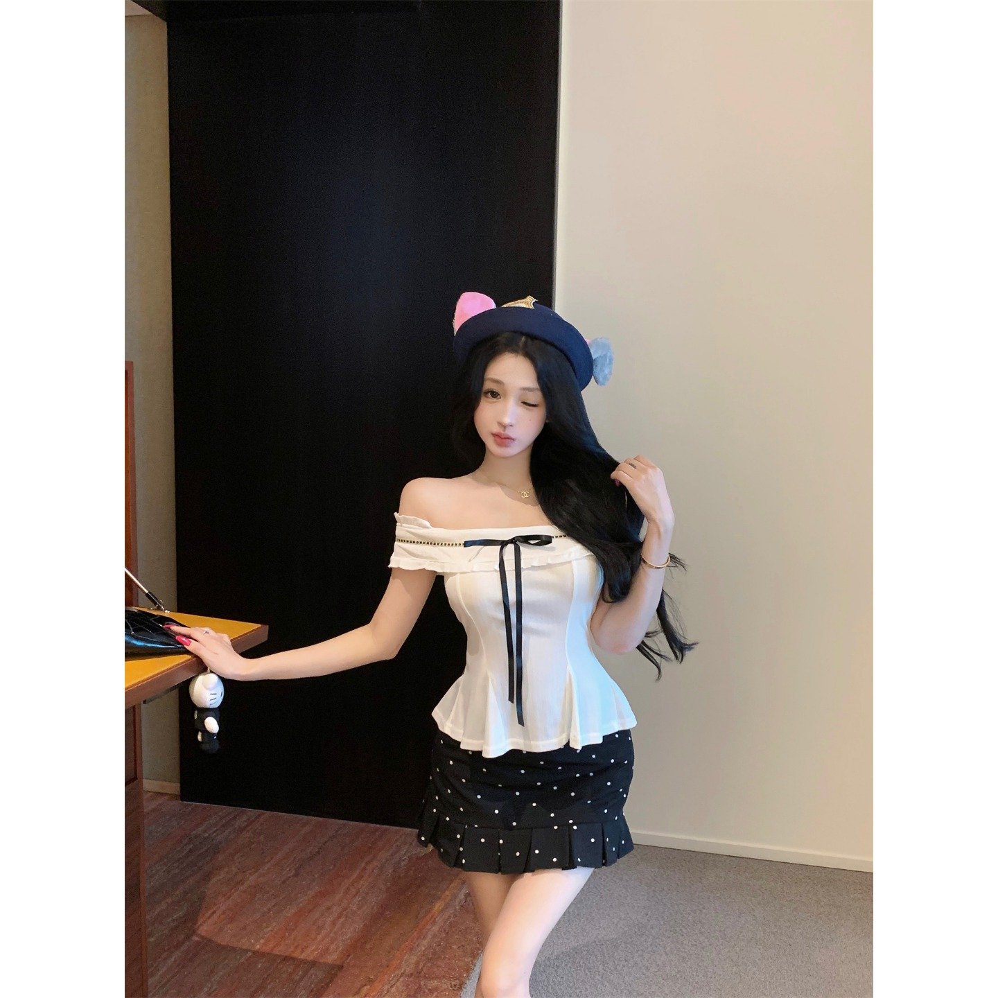 Vapetix S-XL MR【Embroidered Fabric】One-Shoulder White Belted Short-Sleeve T-Shirt for Women - Summer Korean Styl - 图片 4