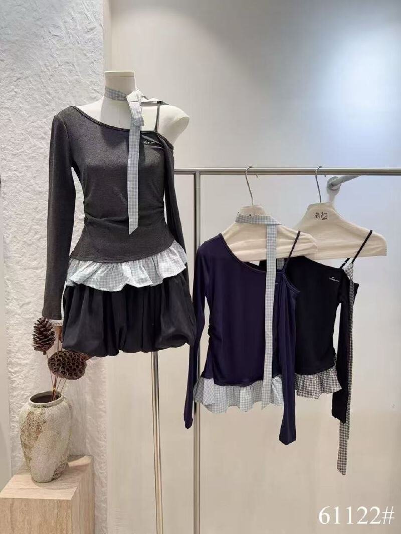 Vapetix Free Size-Free Size The Thirteen Lines 2025 Autumn New Irregular Checkered Stitching Long-Sleeve T-Shirt for Women with – Bild 8