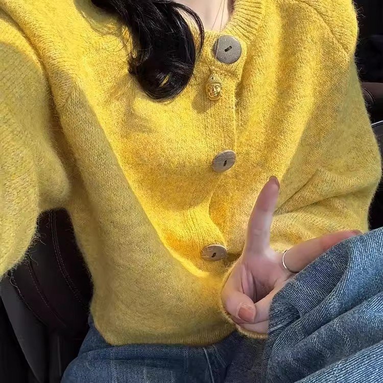 Vapetix Free Size-Free Size French retro yellow raccoon fur cardigan sweater coat women's loose lazy style outerwear knitted to – Bild 2