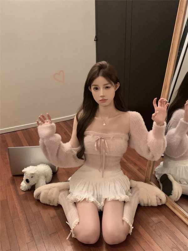 Vapetix One size fits all-One size fits all Real shot~Sweet bubble plush sweater set, sweet and spicy strappy vest + cardigan two-piece set - 图片 2