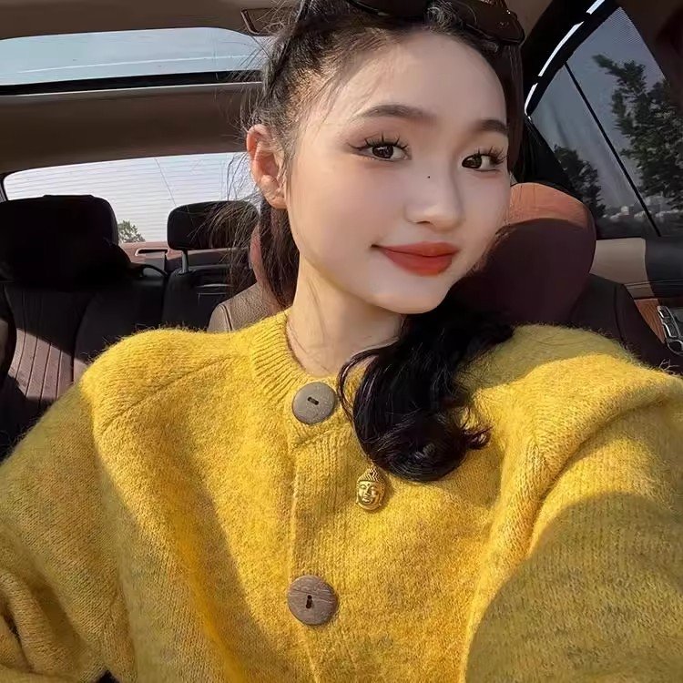 Vapetix Free Size-Free Size French retro yellow raccoon fur cardigan sweater coat women's loose lazy style outerwear knitted to – Bild 4