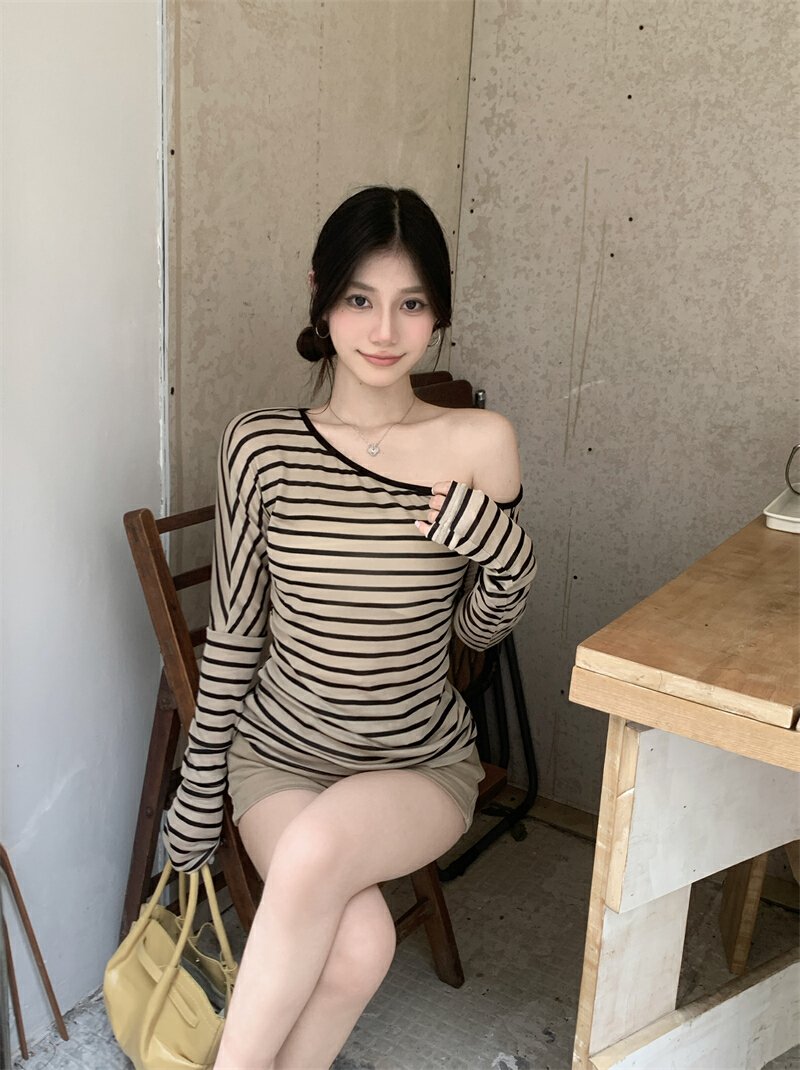 Vapetix S-L Real shot, genuine, slimming and figure-flattering striped long-sleeved sun-protective T-shirt wome – Bild 5