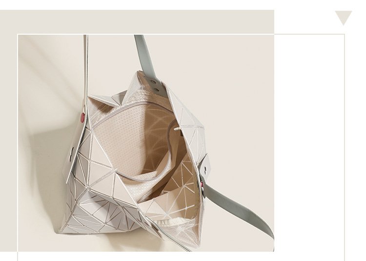 Vapetix Free Size-Free Size 2025 Six-Grid Geometric Rhombus Tot Bag Limited Color Pin Matte Handbag Versatile Large Capacity Sh – Bild 4