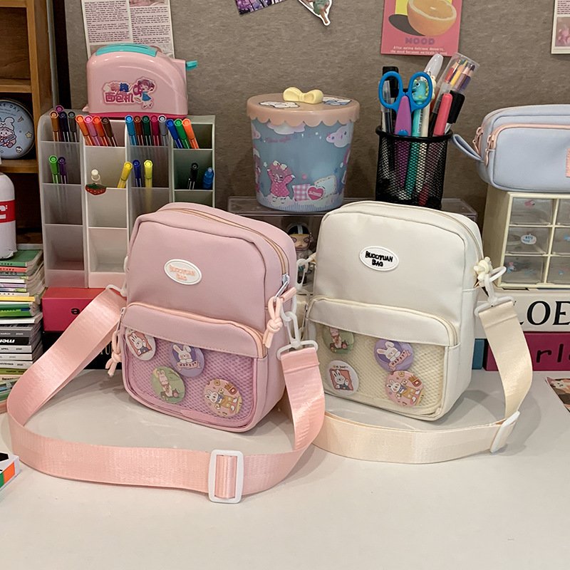 Vapetix Without a badge-With 4 badges (patterns random) Japanese-style cute cartoon transparent single-shoulder bag, solid-color Mori girl soft-girly bag f – Bild 6