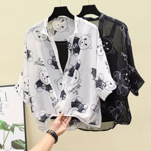 Vapetix M suggests 70-90 pounds-The XL size suggestion is 120-150 pounds.  Summer 2025 Women's Chiffon Shirt Striped Slimming Irregular Hooded Top Two-Piece Bat Sleeve Chiffo – Bild 7