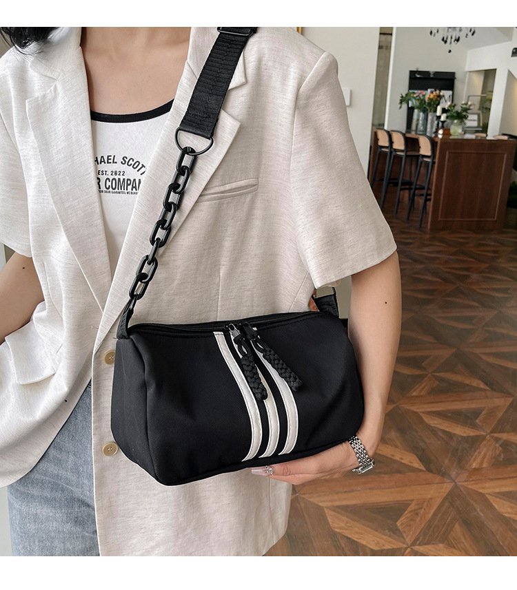 Vapetix Free Size-Free Size Crossbody Pillow Bag Trendy 2024 New Elegant Shoulder Bag Casual Fashion Personality Hip Bag Women - 图片 7