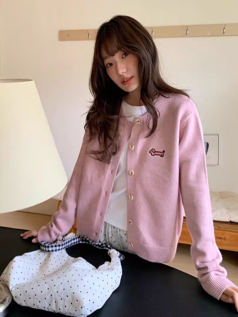 Vapetix Free Size-Free Size Women's Autumn/Winter New Single-Breasted Knit Cardigan with Puppy Embroidery Soft and Fluffy Outwe