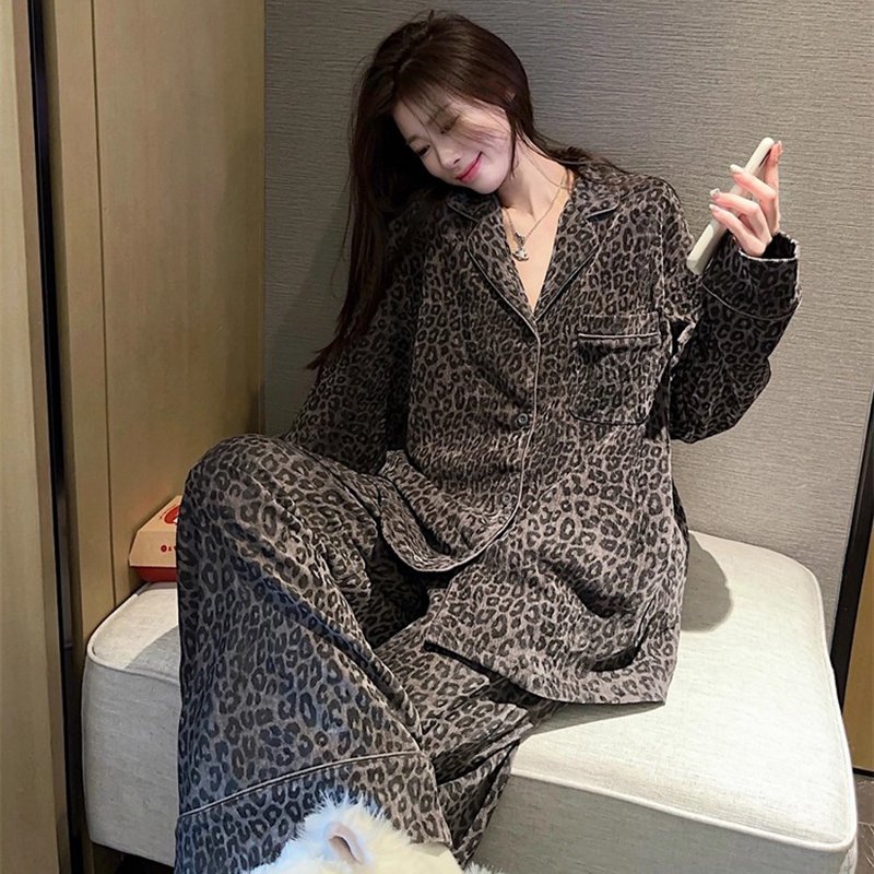 Vapetix M-XXL YMX - High-Quality German Wool Nightgown Set for Women, Winter Korean-Style Luxurious Leopard Print