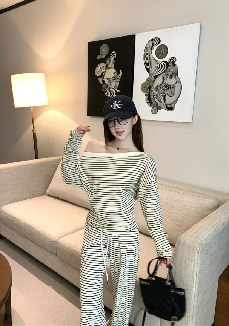 Vapetix Free Size-Free Size Photographed~ Early Autumn Sloping Shoulder Long Sleeve Tied-Waist Black and White Striped Top + Fi – Bild 4