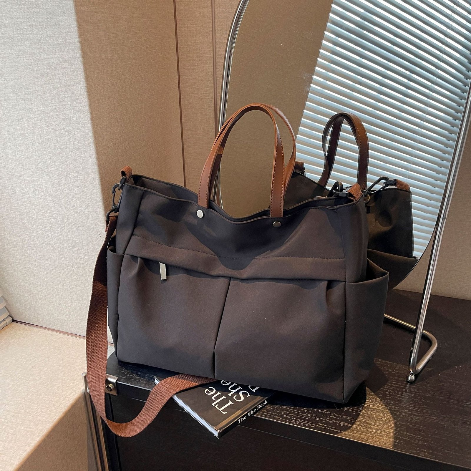 Vapetix Free Size-Free Size Nylon Single Strap Bag, Casual and Versatile Tote Bag, Korean Style Simple Large Capacity Women's B – Bild 7