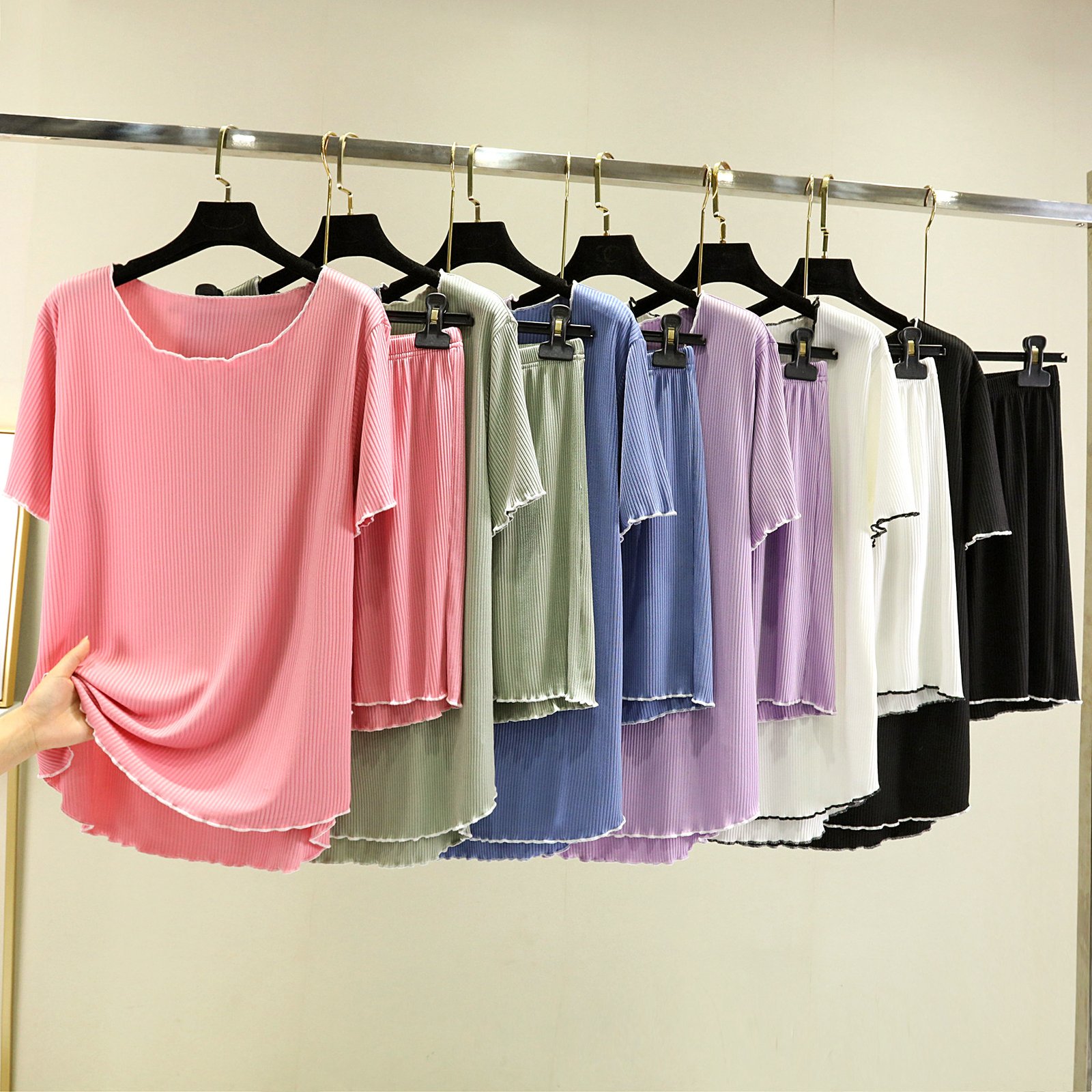 Vapetix L-XXL Mushroom Edge Ice Silk Loose Comfort Summer Sleepwear Set with Round Neck Short Sleeve Shorts Home – Bild 7